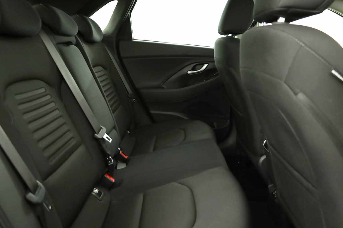 hyundai-i30-2025-gasolina-998cc