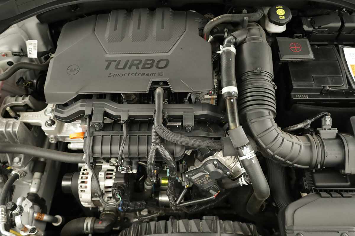 hyundai-i30-2025-gasolina-998cc