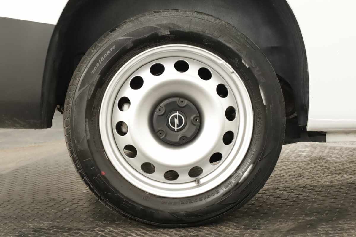 opel-combo-2024-diesel-1499cc