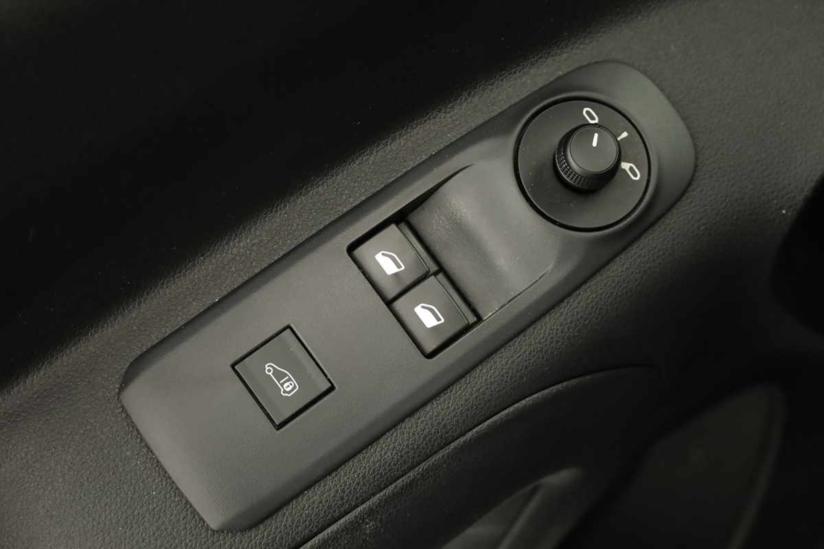 opel-combo-2024-diesel-1499cc