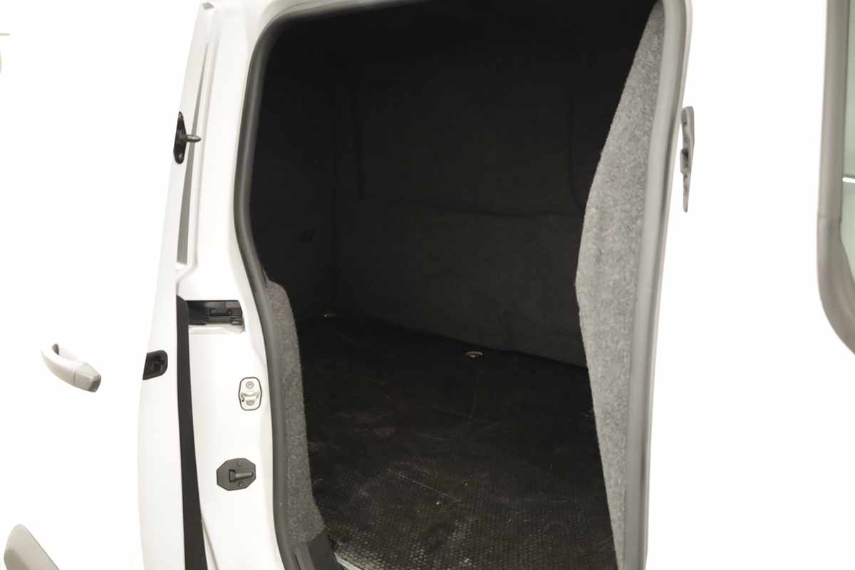 opel-combo-2024-diesel-1499cc