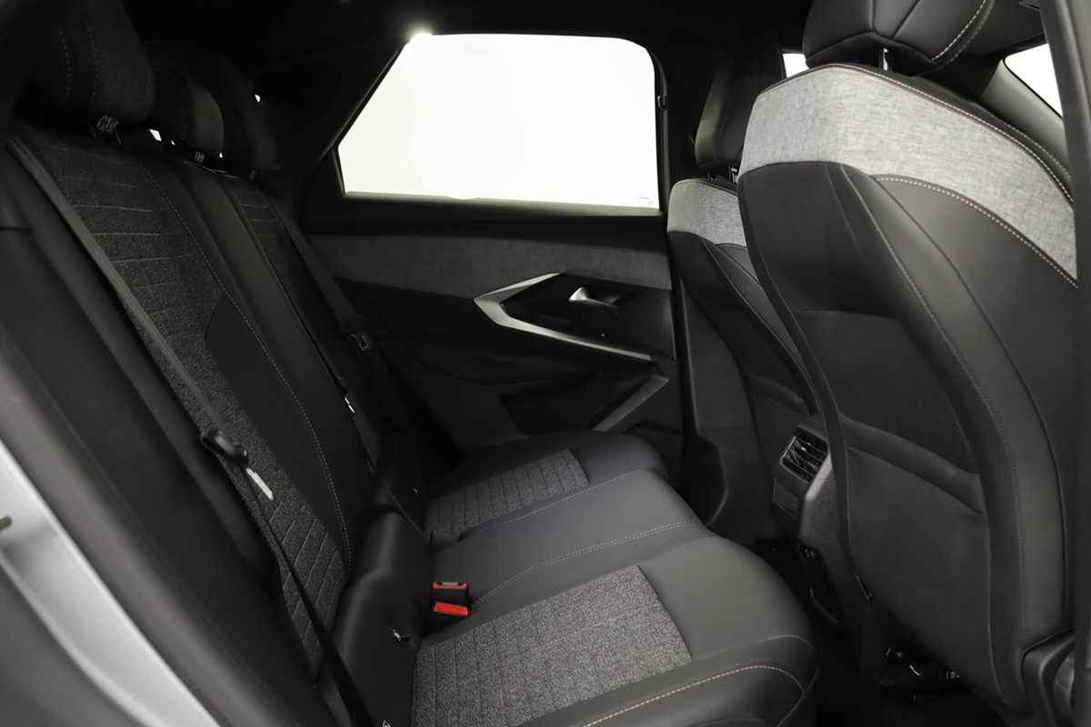 peugeot-3008-2025-gasolina-1199cc