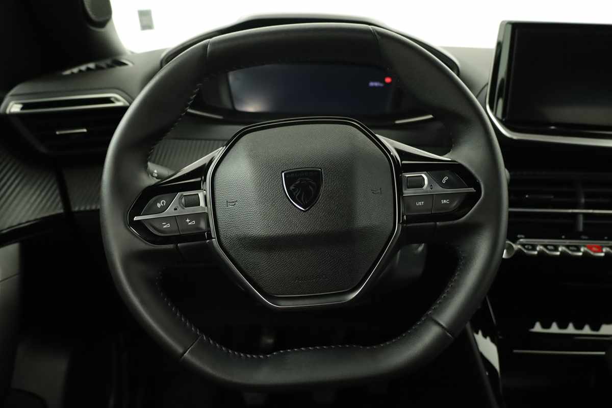 peugeot-2008-2025-gasolina-1199cc