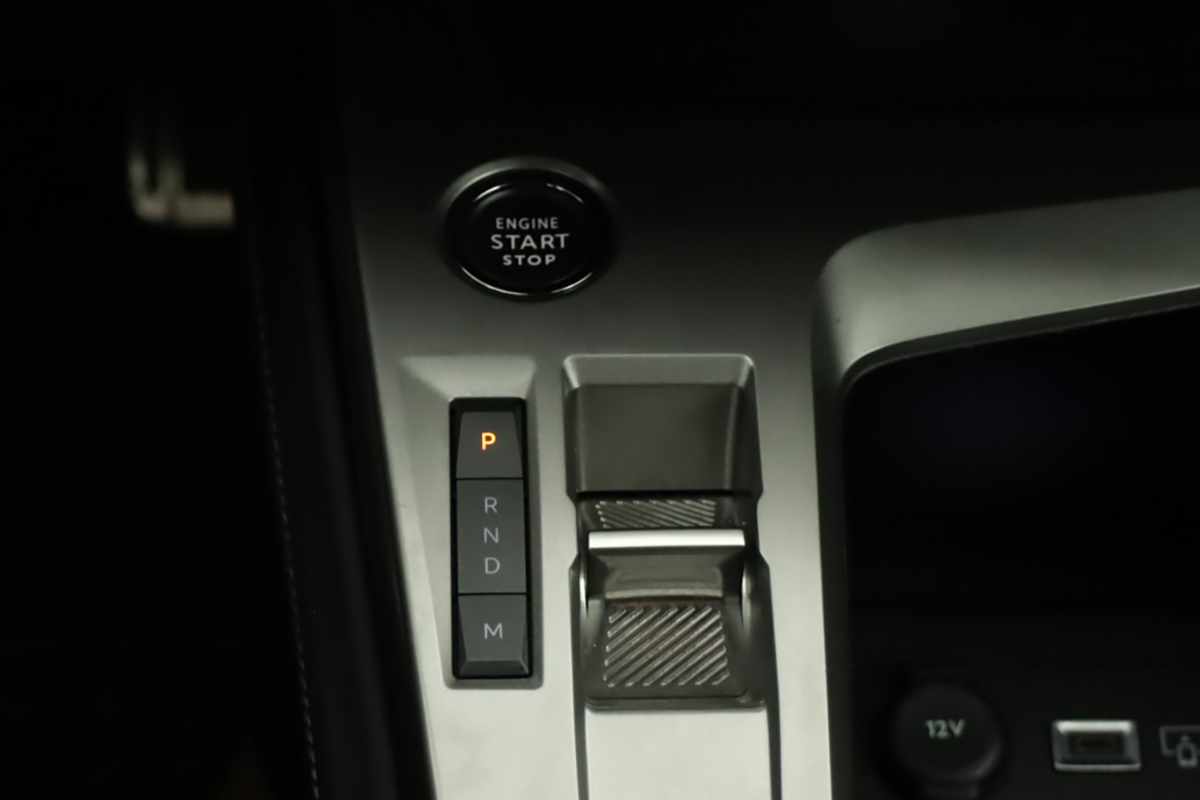 peugeot-308-2024-gasolina-1199cc