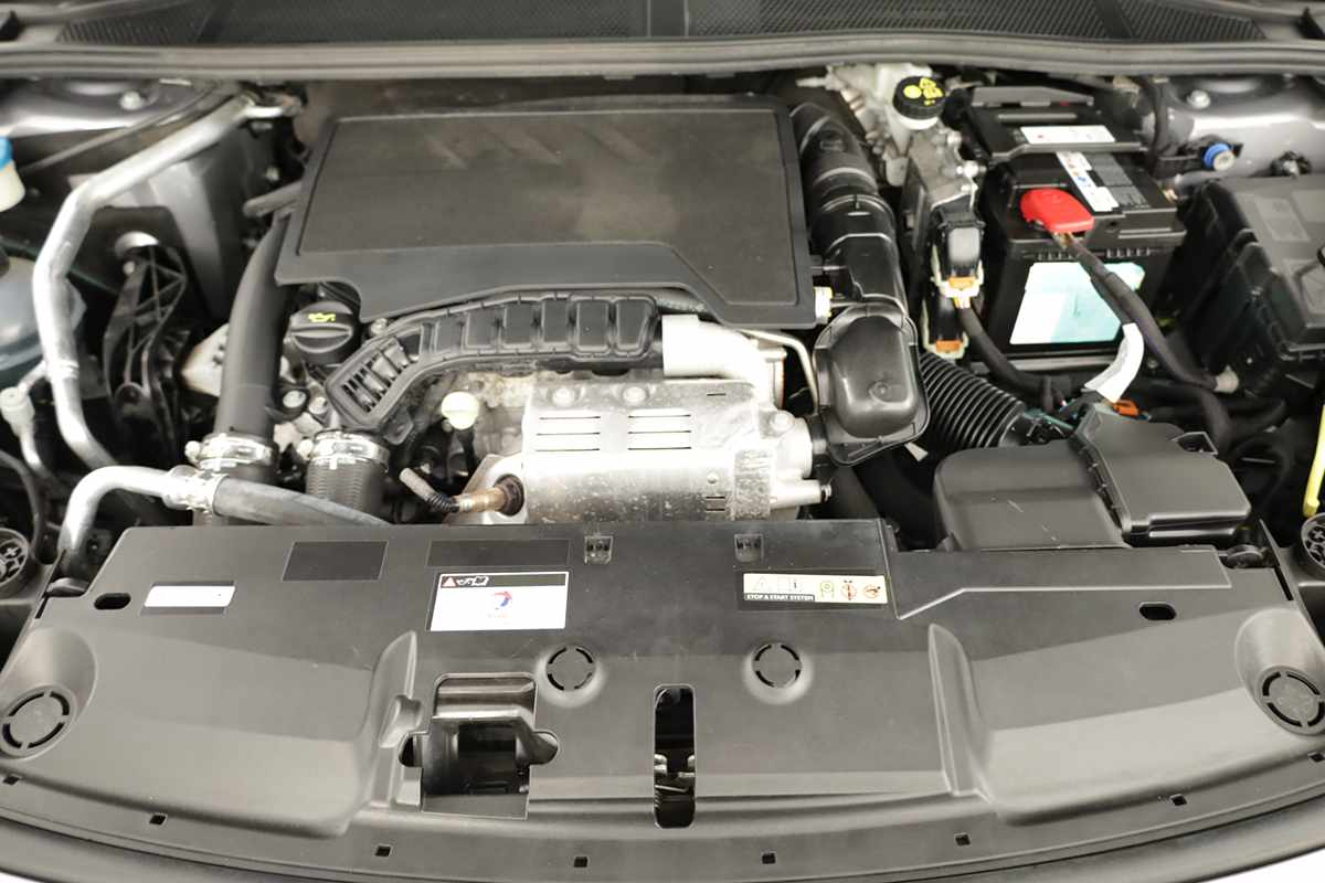 peugeot-308-2024-gasolina-1199cc