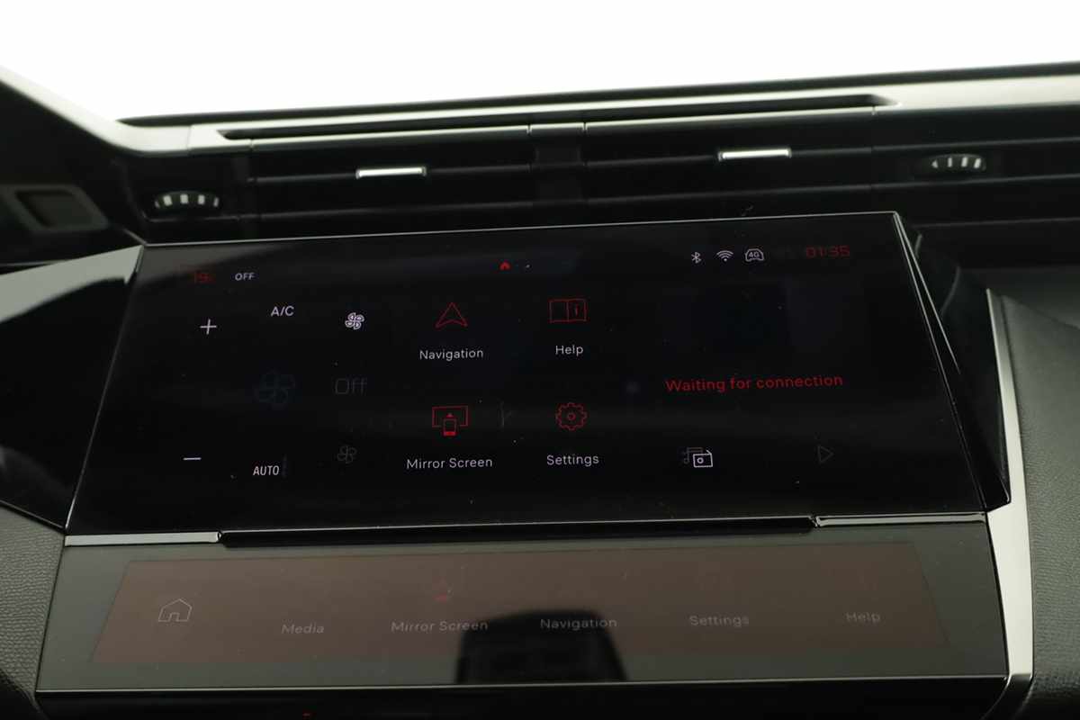 peugeot-308-2024-gasolina-1199cc
