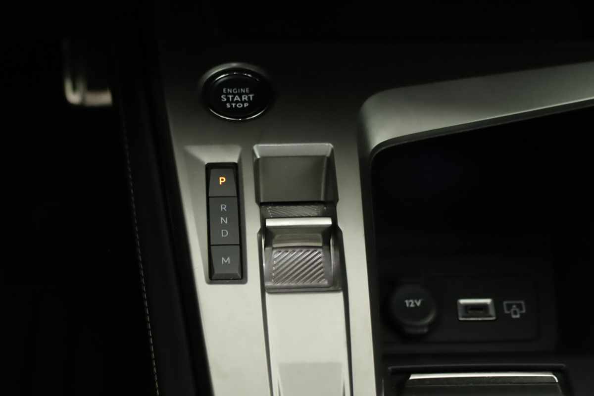 peugeot-308-2024-gasolina-1199cc