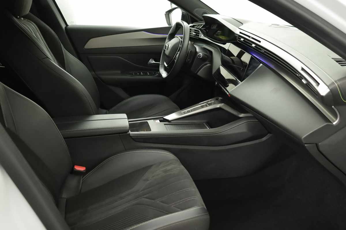 peugeot-308-2024-gasolina-1199cc