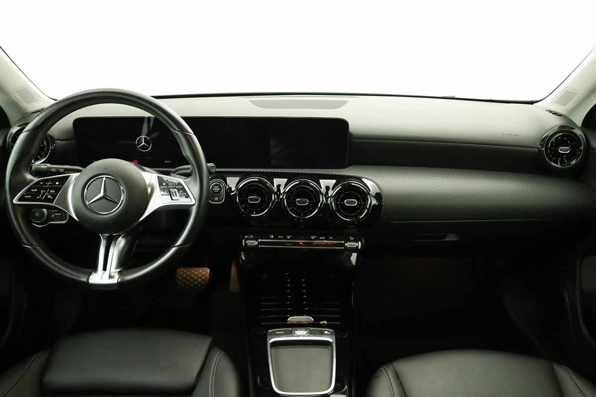 mercedes-benz-classe-a-2024-gasolina-1332cc