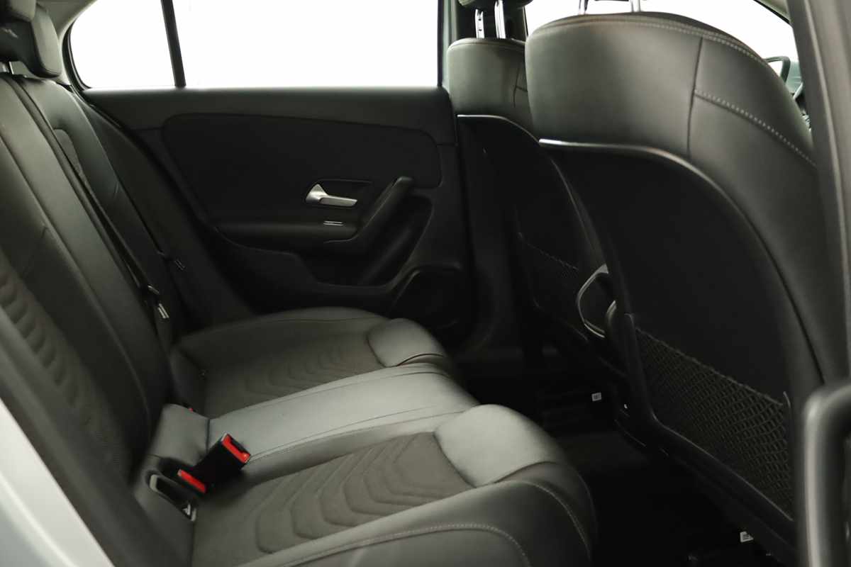 mercedes-benz-classe-a-2024-gasolina-1332cc