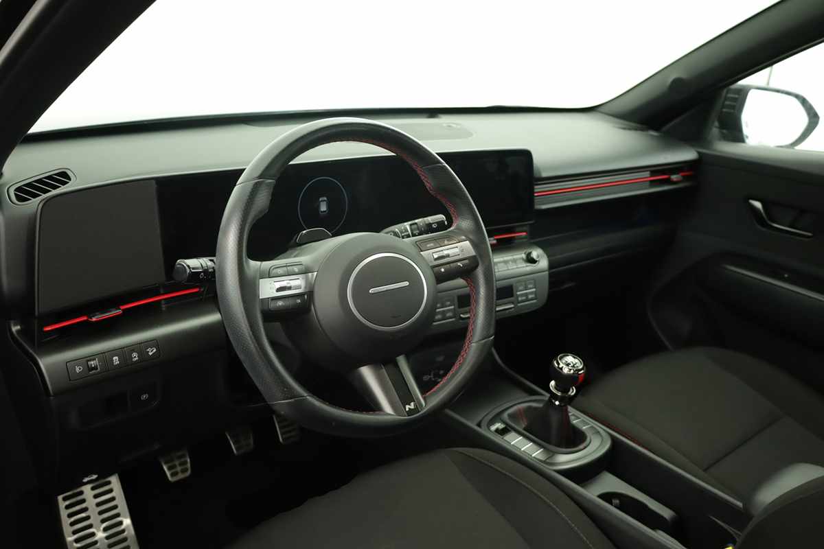 hyundai-kauai-2023-gasolina-998cc