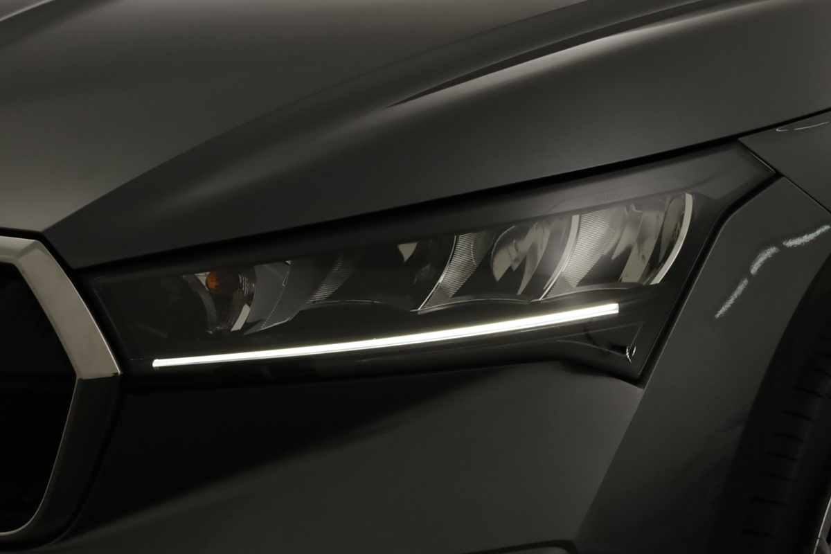 skoda-enyaq-2023-eletrico-0cc