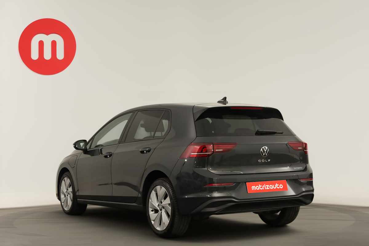 volkswagen-golf-2025-hibrido-a-gasolina-1498cc