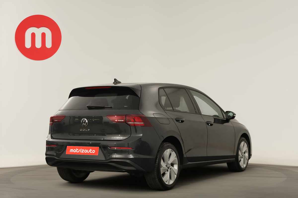 volkswagen-golf-2025-hibrido-a-gasolina-1498cc