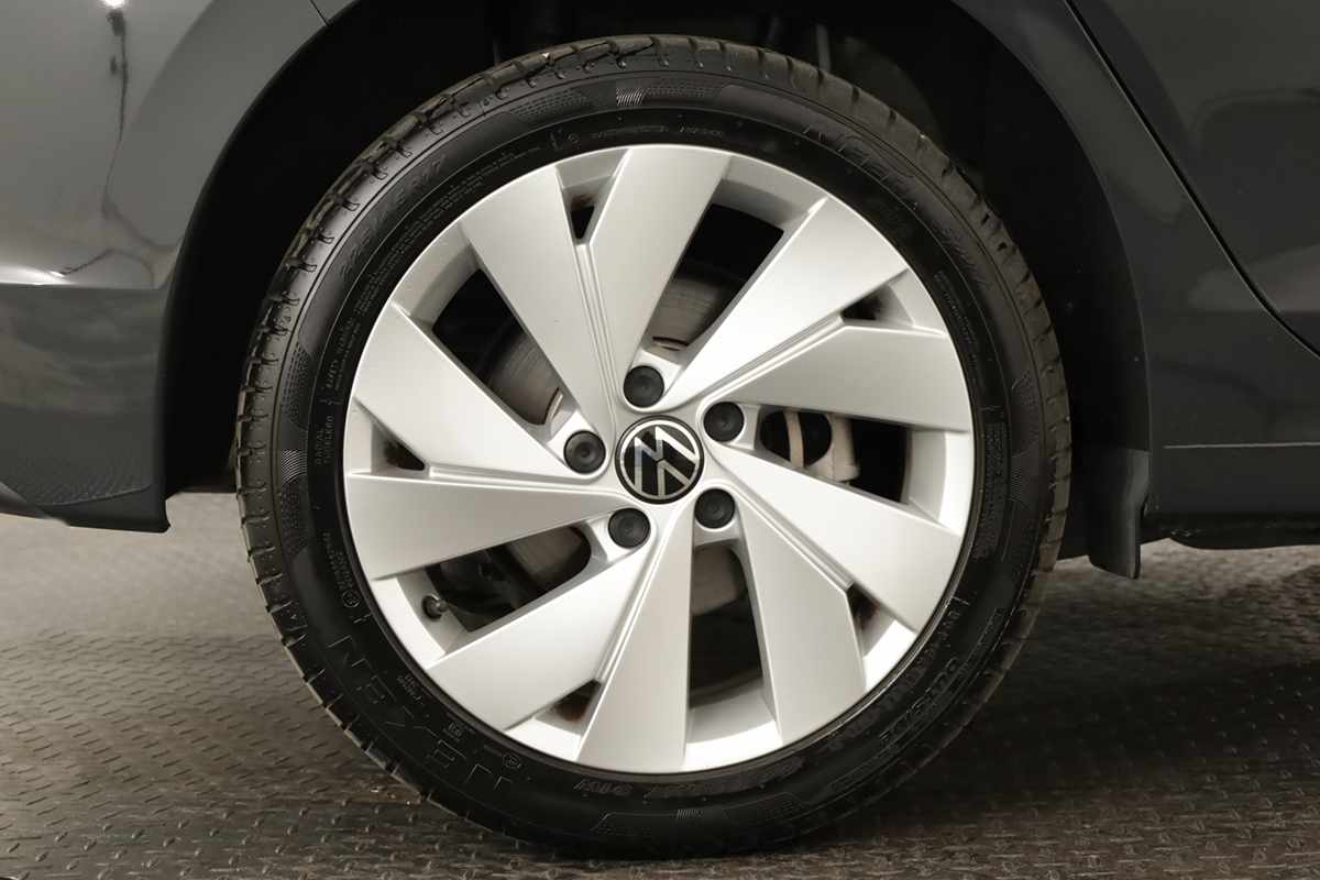 volkswagen-golf-2025-hibrido-a-gasolina-1498cc