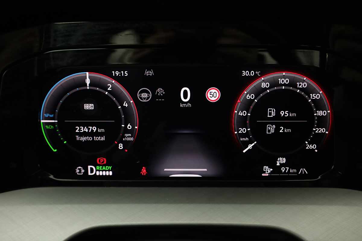 volkswagen-golf-2025-hibrido-a-gasolina-1498cc