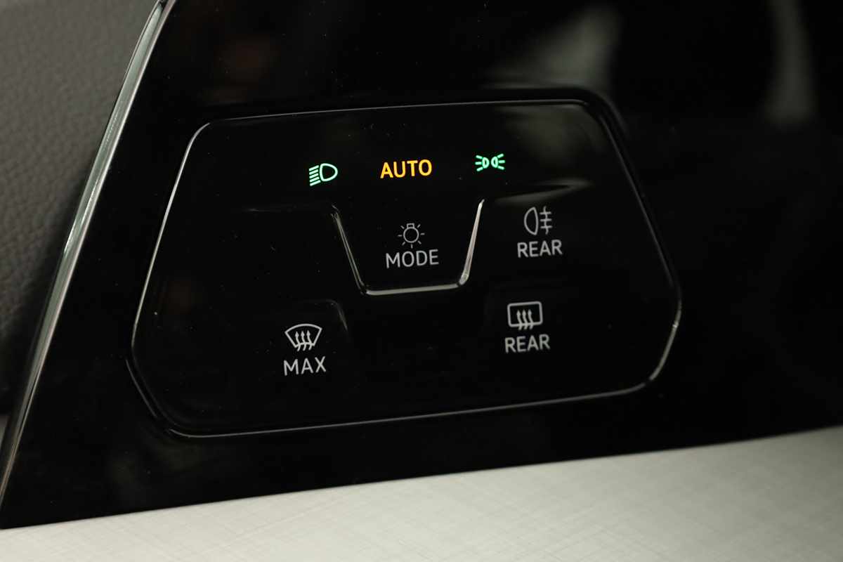 volkswagen-golf-2025-hibrido-a-gasolina-1498cc