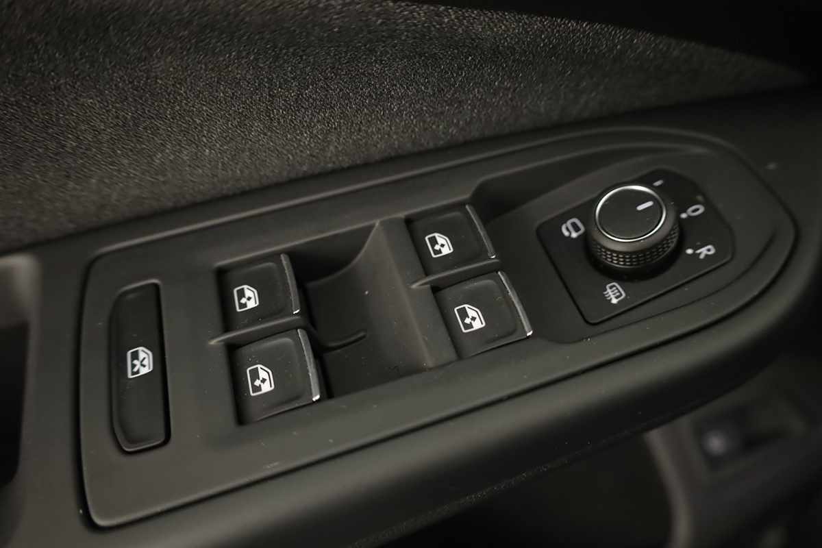 volkswagen-golf-2025-hibrido-a-gasolina-1498cc