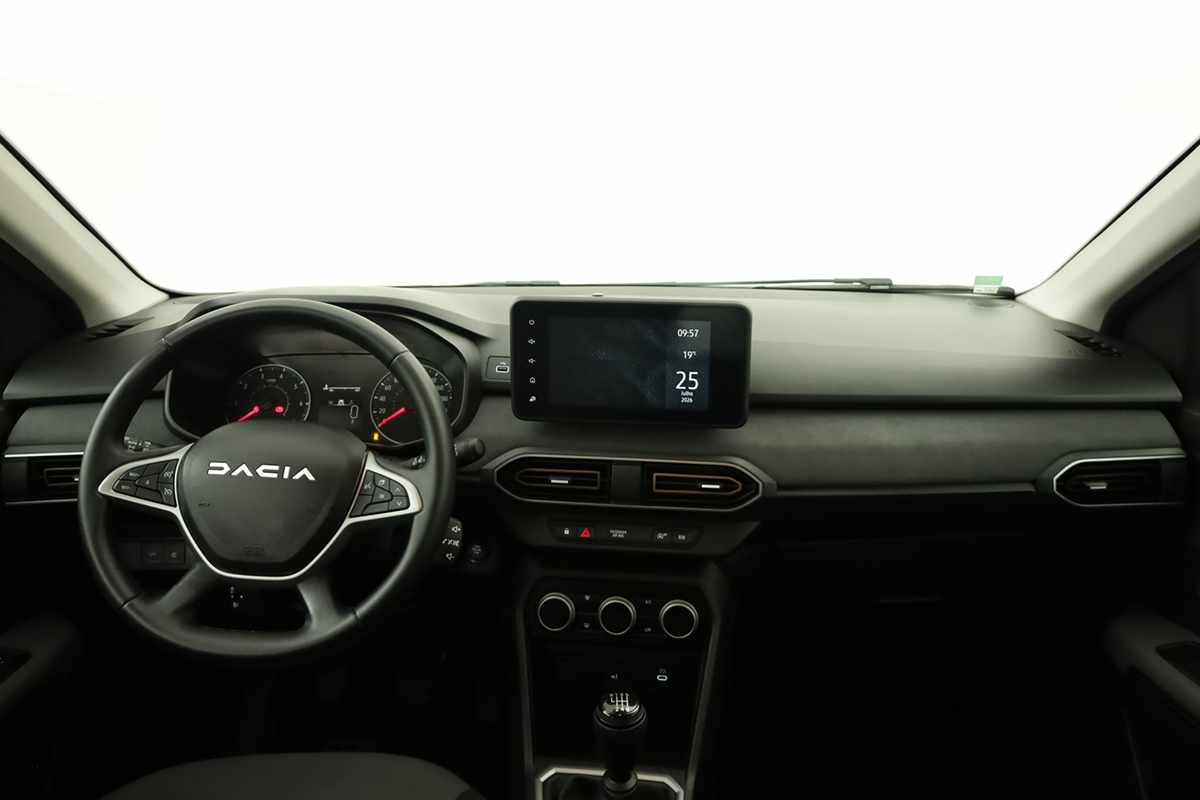 dacia-sandero-2025-gasolina-999cc