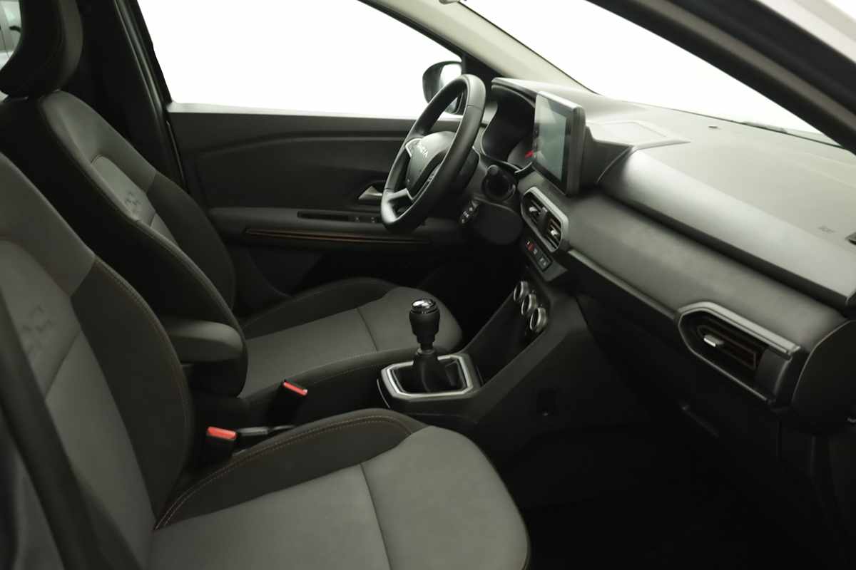 dacia-sandero-2025-gasolina-999cc