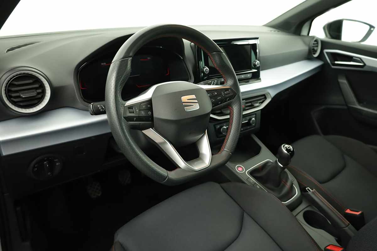 seat-ibiza-2025-gasolina-999cc