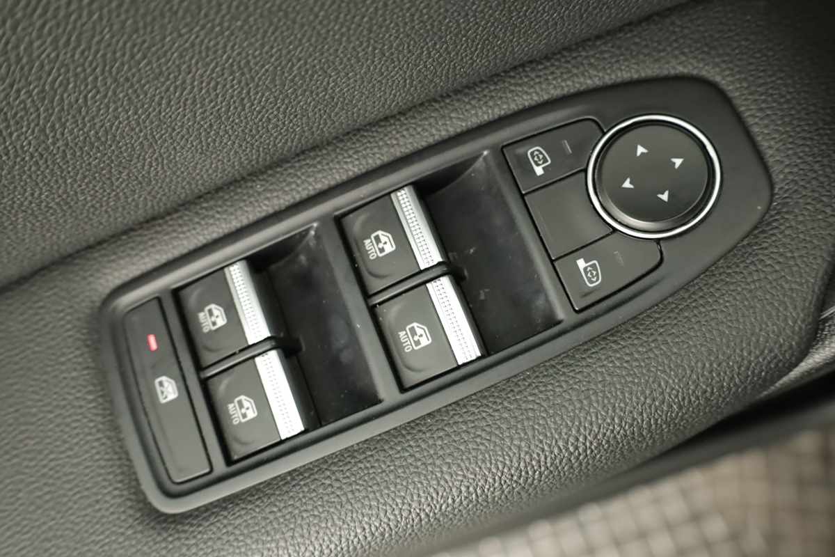 renault-captur-2024-gasolina-999cc