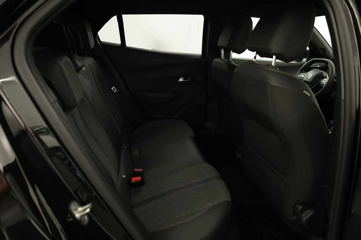 peugeot-e-2008-2024-eletrico-0cc