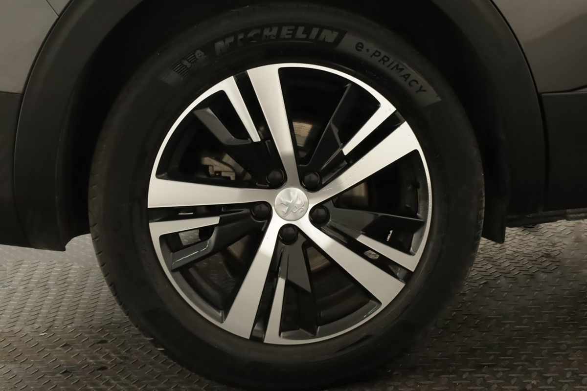 peugeot-5008-2025-diesel-1499cc