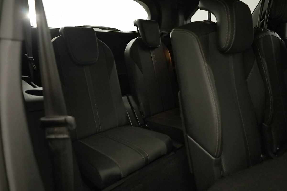 peugeot-5008-2025-diesel-1499cc