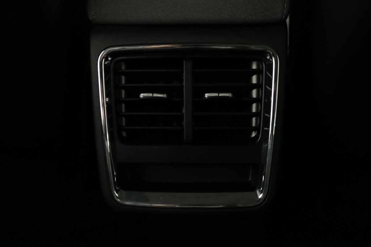 skoda-enyaq-2023-eletrico-0cc