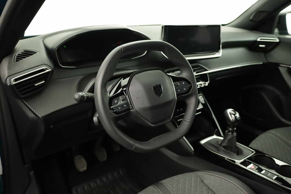 peugeot-2008-2025-gasolina-1199cc