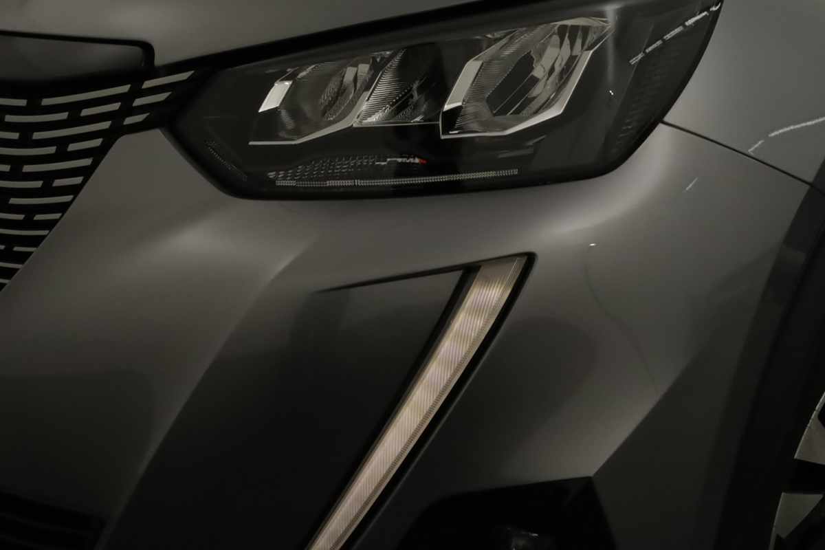 peugeot-2008-2021-diesel-1499cc