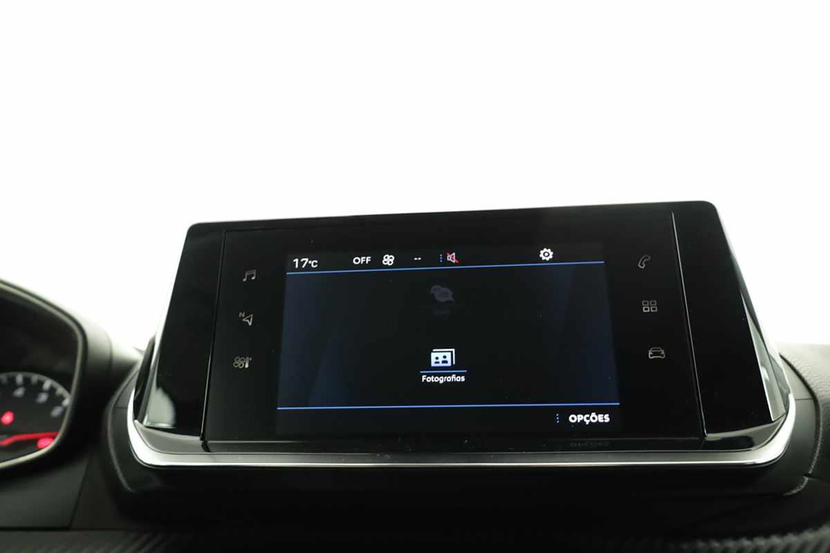 peugeot-2008-2021-diesel-1499cc