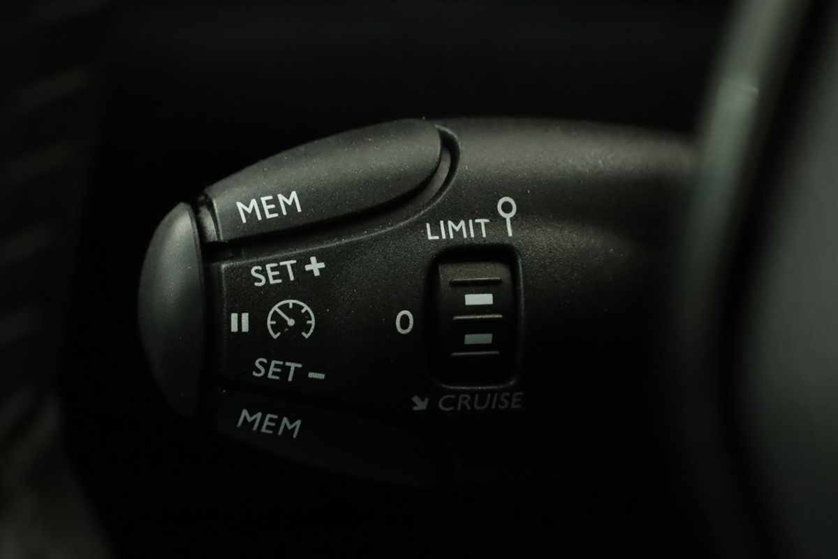 peugeot-2008-2025-gasolina-1199cc