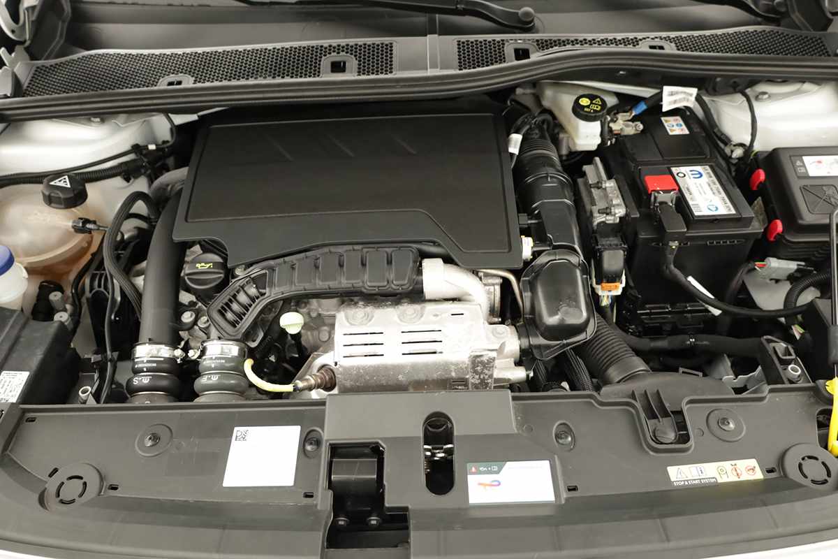 opel-corsa-2025-gasolina-1199cc