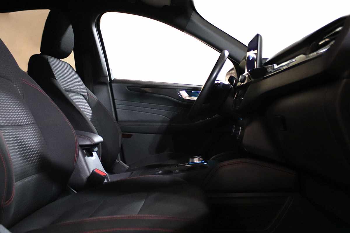 ford-kuga-2022-diesel-1499cc