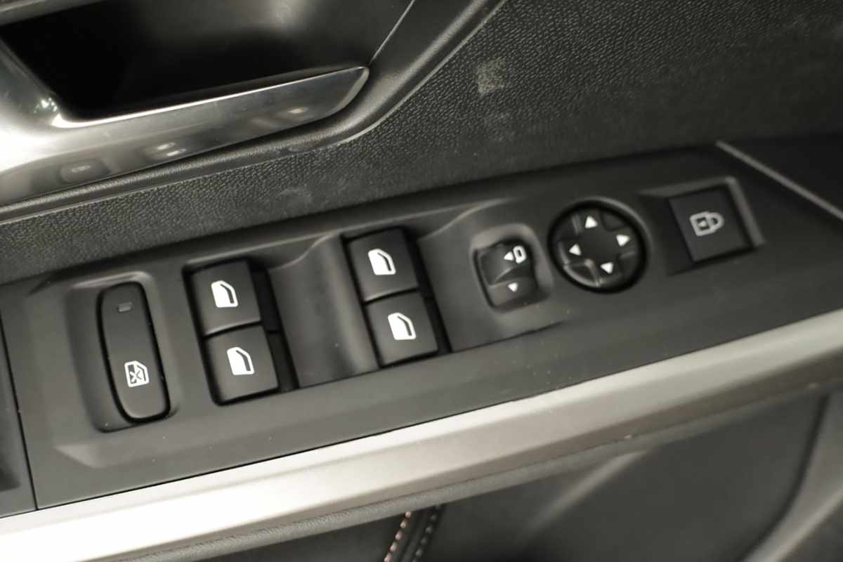 peugeot-3008-2025-gasolina-1199cc