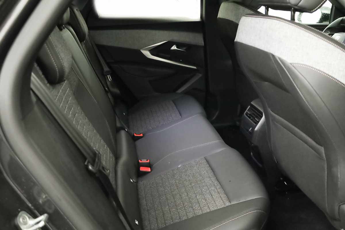peugeot-3008-2025-gasolina-1199cc