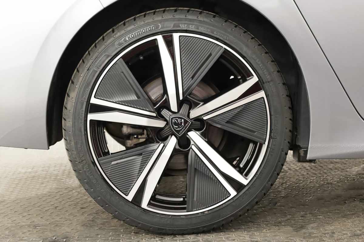 peugeot-308-2024-gasolina-1199cc