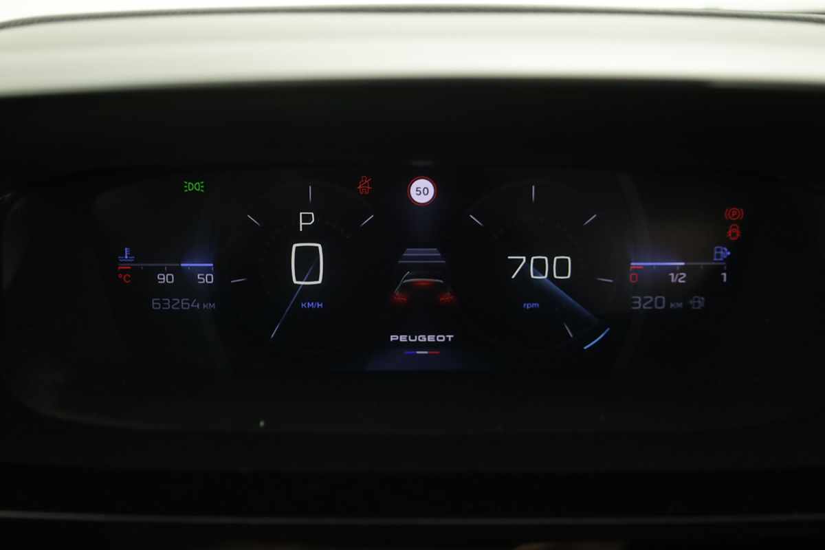 peugeot-308-2024-gasolina-1199cc