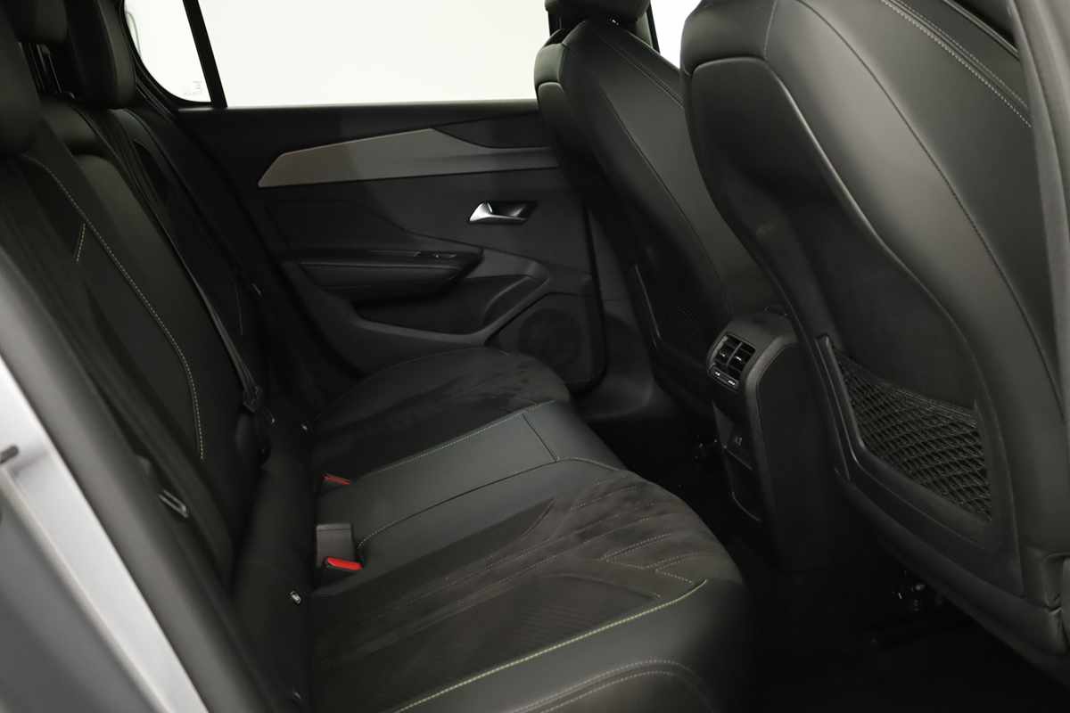 peugeot-308-2024-gasolina-1199cc