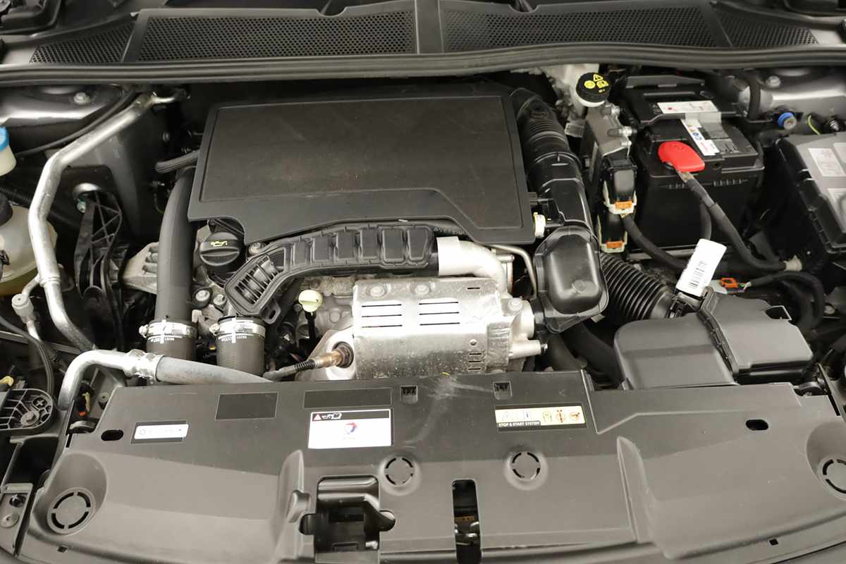 peugeot-308-2024-gasolina-1199cc