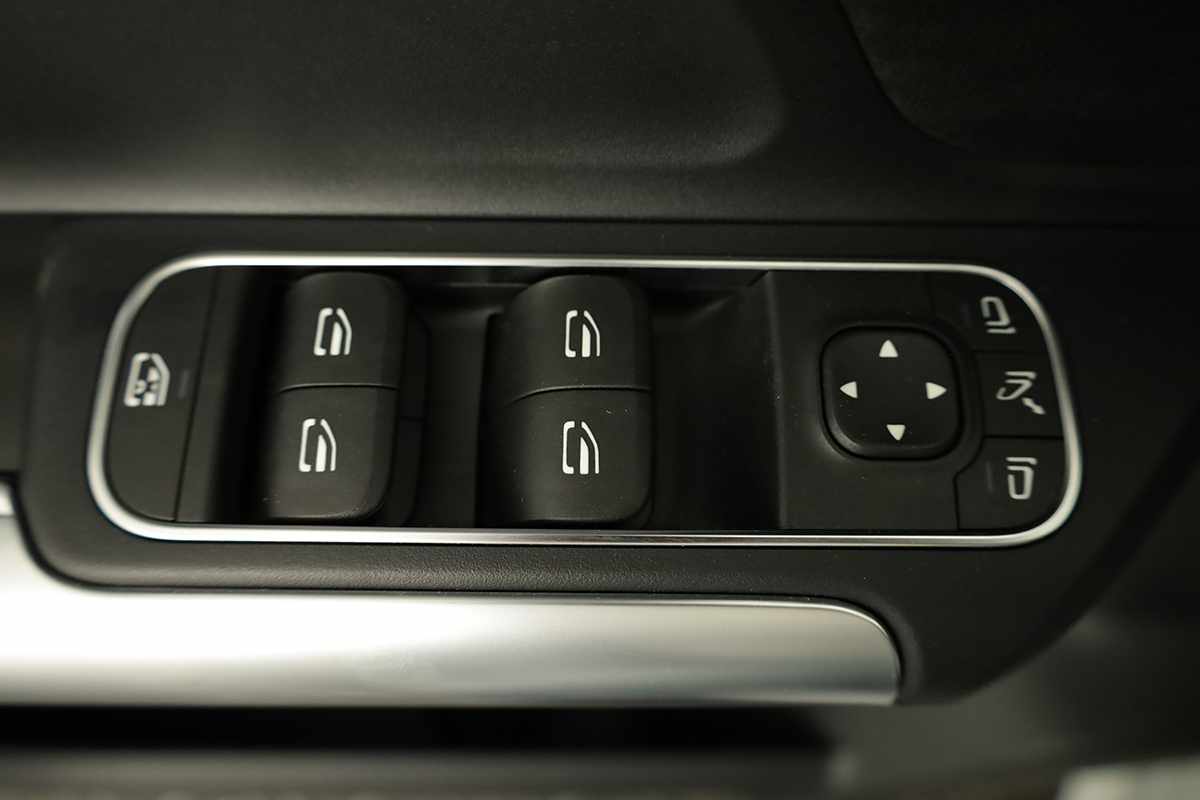 mercedes-benz-classe-b-2024-hibrido-a-gasolina-1332cc
