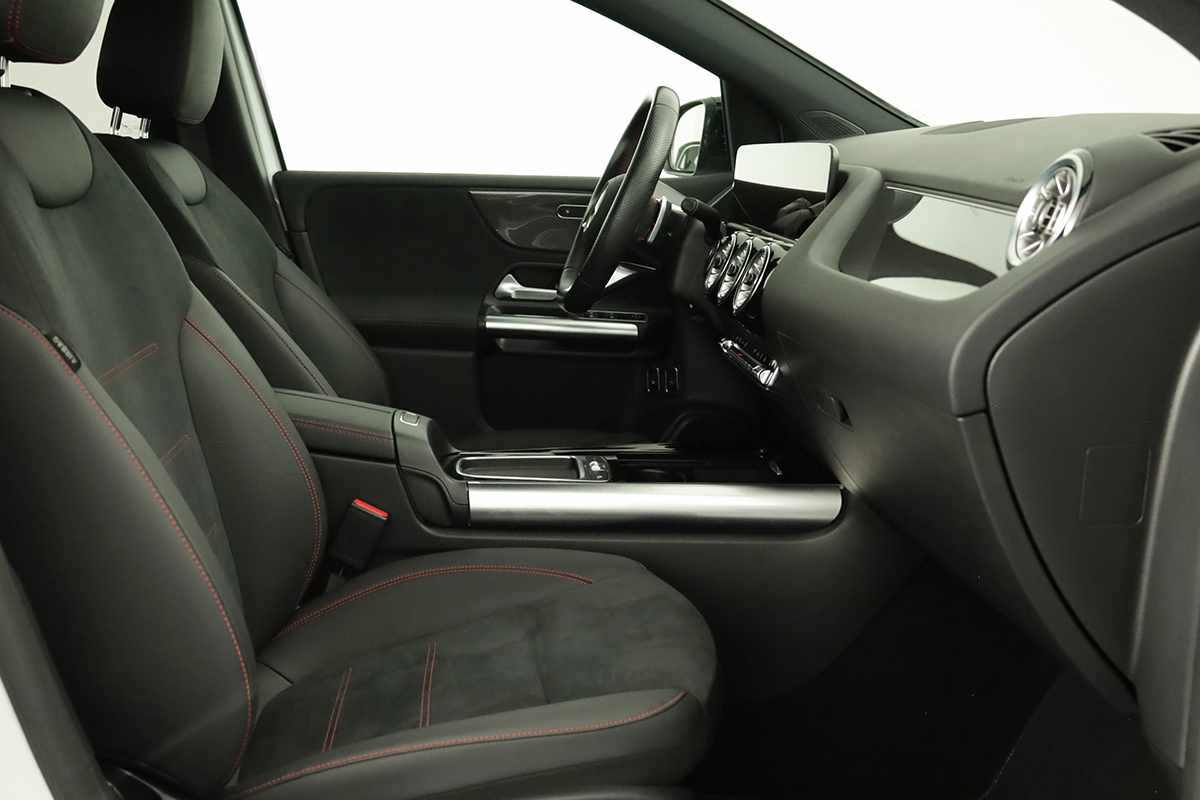 mercedes-benz-classe-b-2024-hibrido-a-gasolina-1332cc