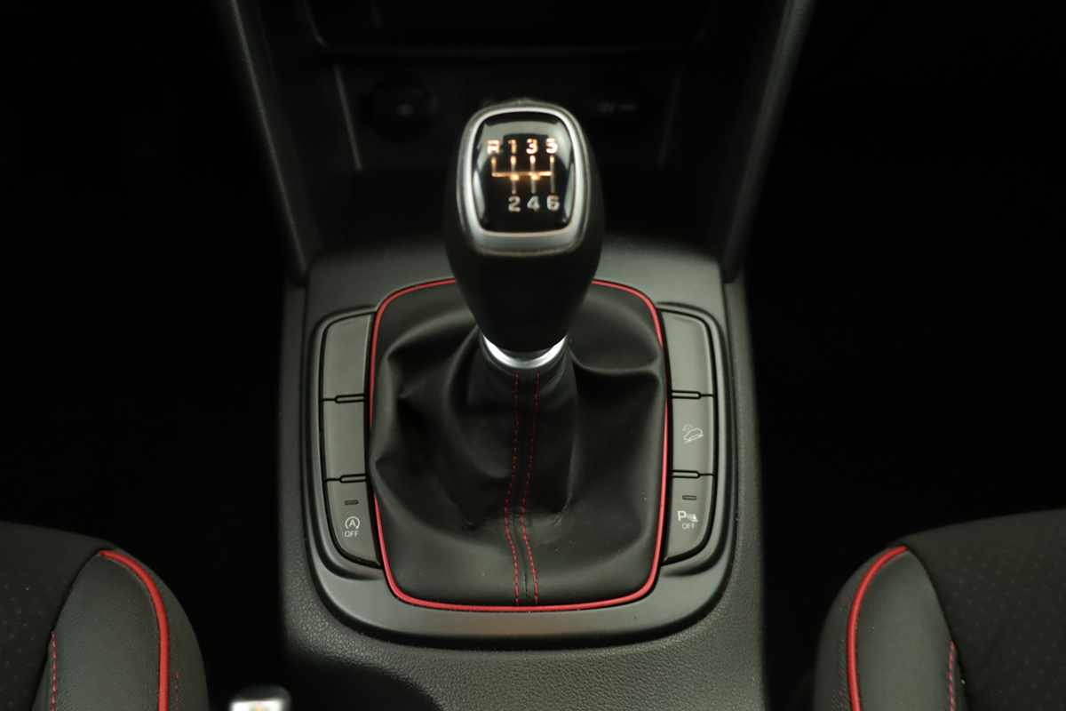 hyundai-kauai-2020-gasolina-998cc