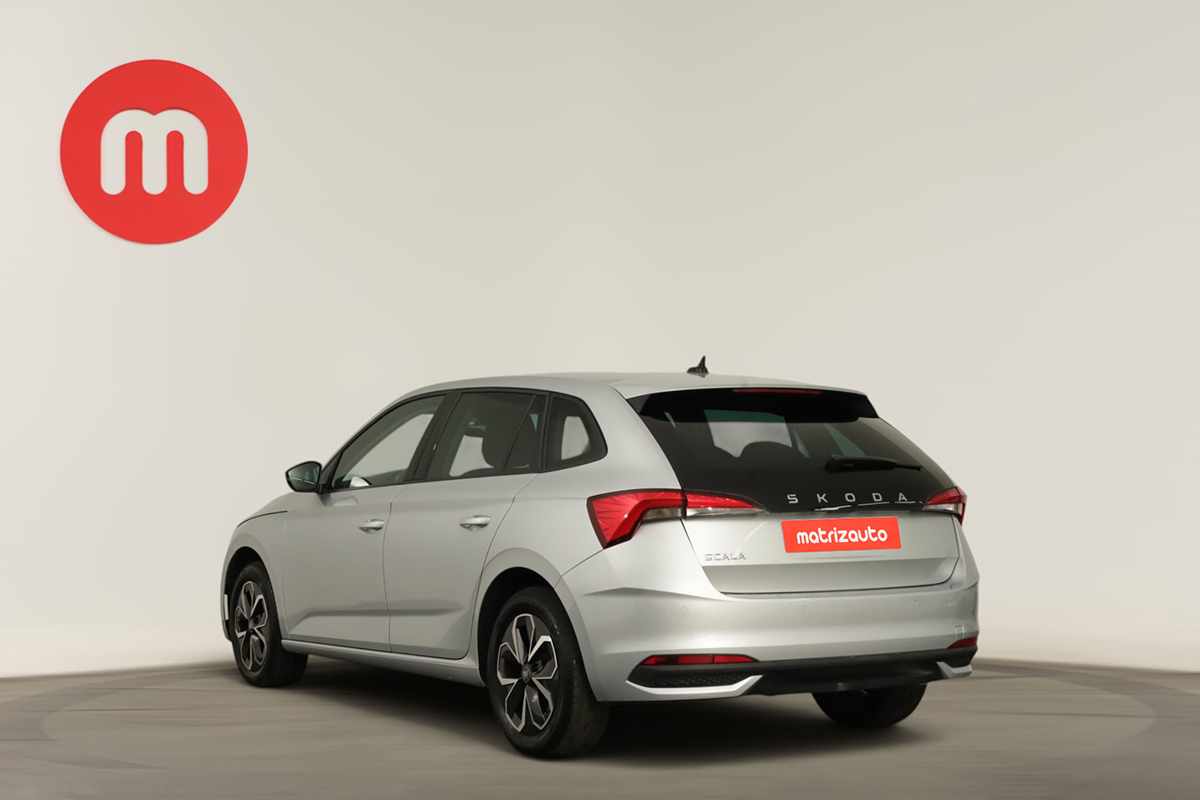 skoda-scala-2025-gasolina-999cc