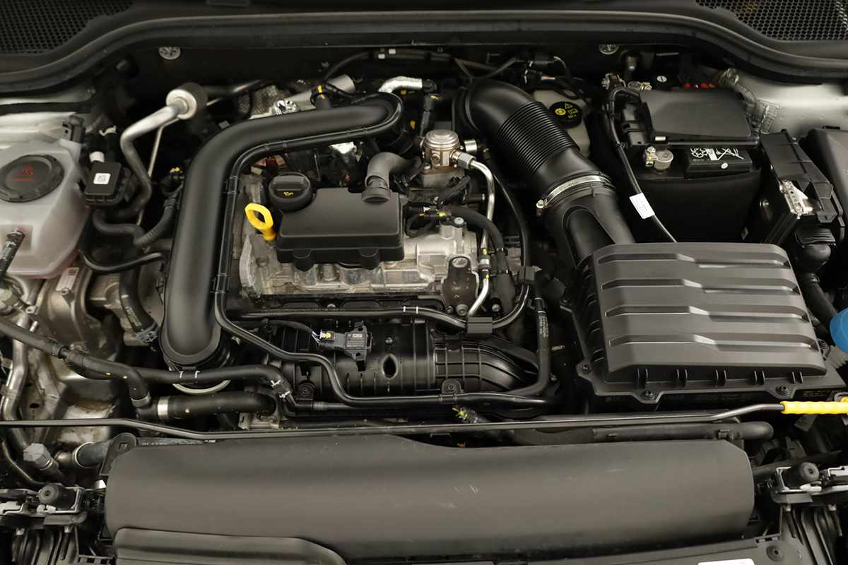 skoda-scala-2025-gasolina-999cc