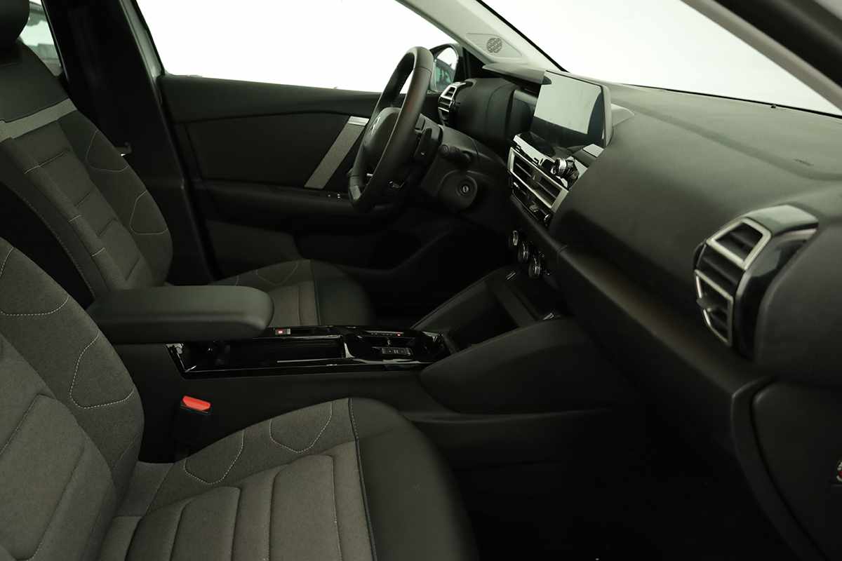 citroen-c4-2024-gasolina-1199cc