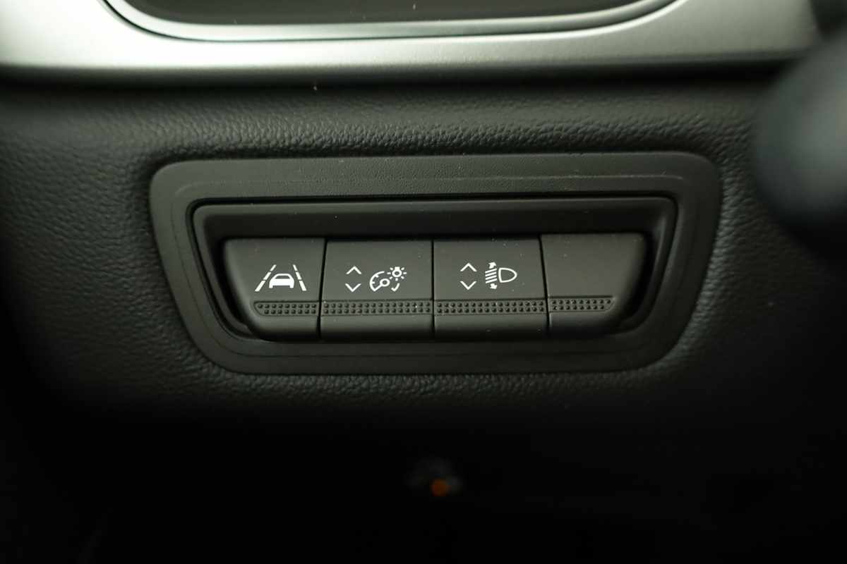 renault-captur-2023-gpl-999cc