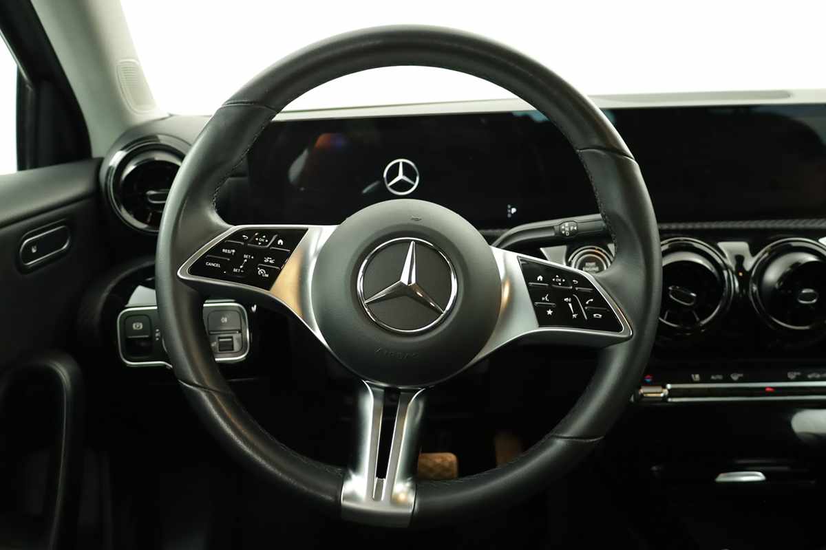 mercedes-benz-classe-a-2025-gasolina-1332cc